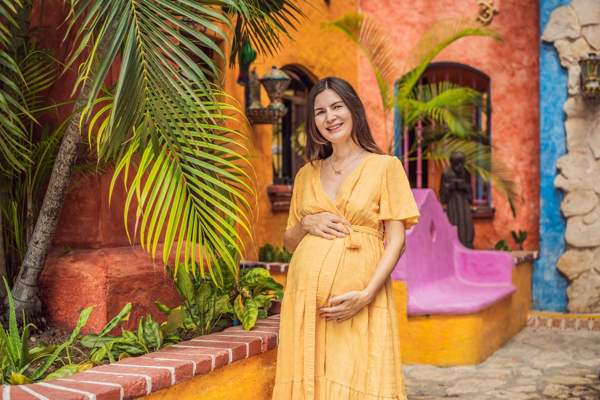 a pregnant traveler in mexico